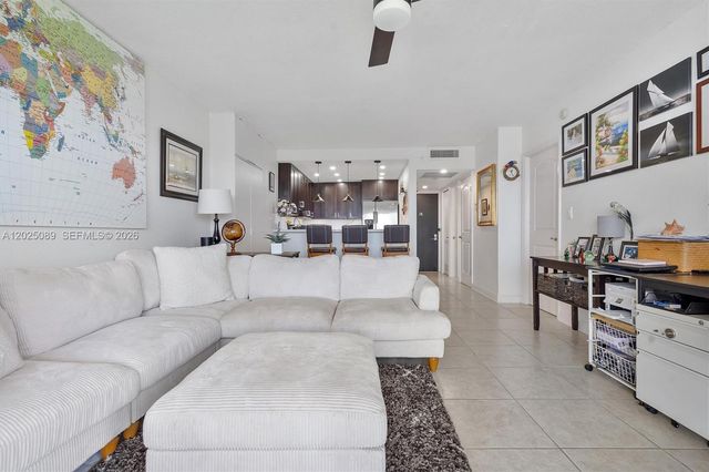 20379 W Country Club Dr 2535, Aventura, FL 33180