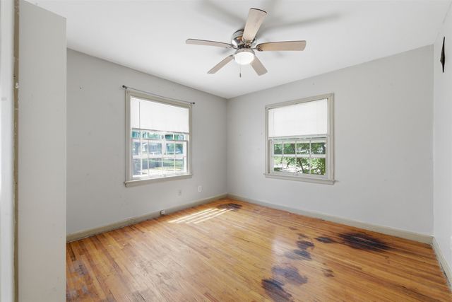 642 S Sylvan, Wichita, KS 67218