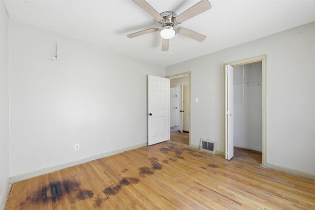 642 S Sylvan, Wichita, KS 67218