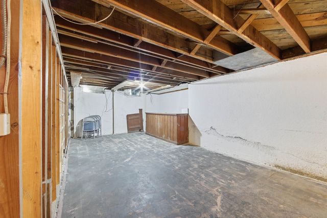 642 S Sylvan, Wichita, KS 67218