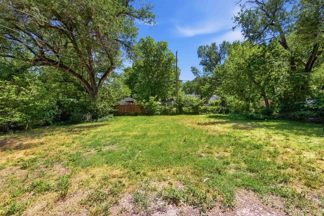 642 S Sylvan, Wichita, KS 67218