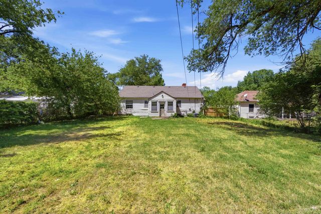 642 S Sylvan, Wichita, KS 67218