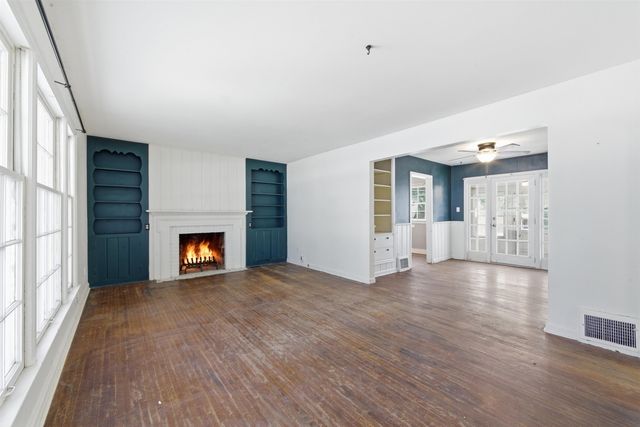 642 S Sylvan, Wichita, KS 67218