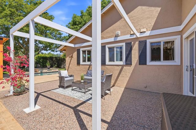 1780 Honeysuckle Road, Livermore, CA 94551