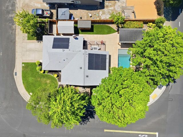 1780 Honeysuckle Road, Livermore, CA 94551