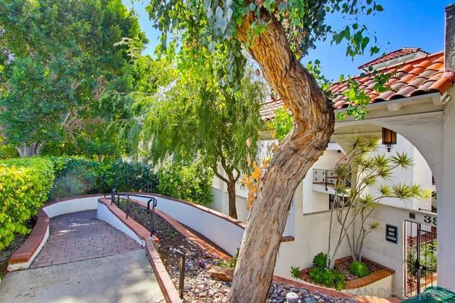 3972 Jackdaw 114, San Diego, CA 92103