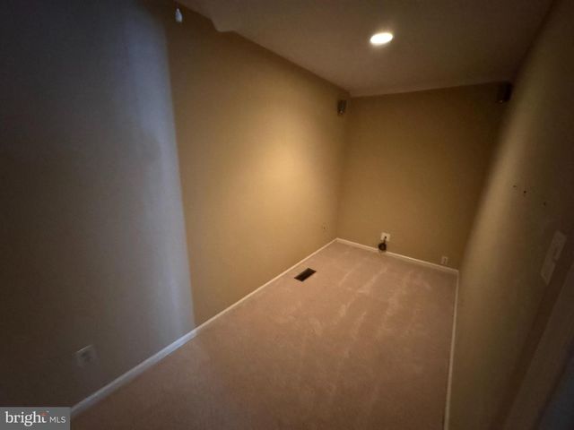 11 KILLDEER LN, Downingtown, PA 19335