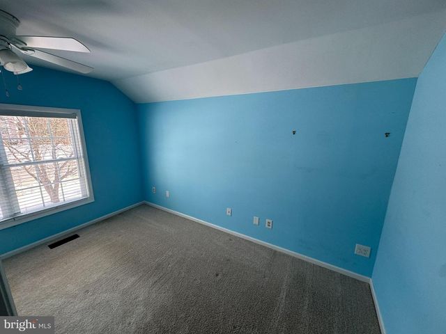 11 KILLDEER LN, Downingtown, PA 19335