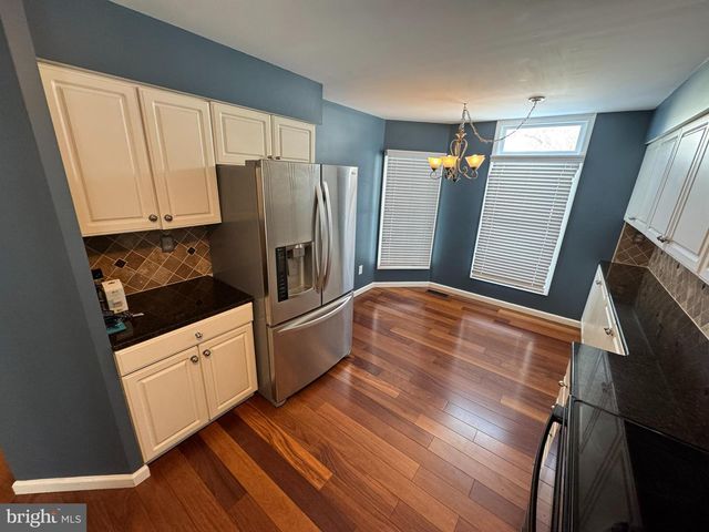 11 KILLDEER LN, Downingtown, PA 19335