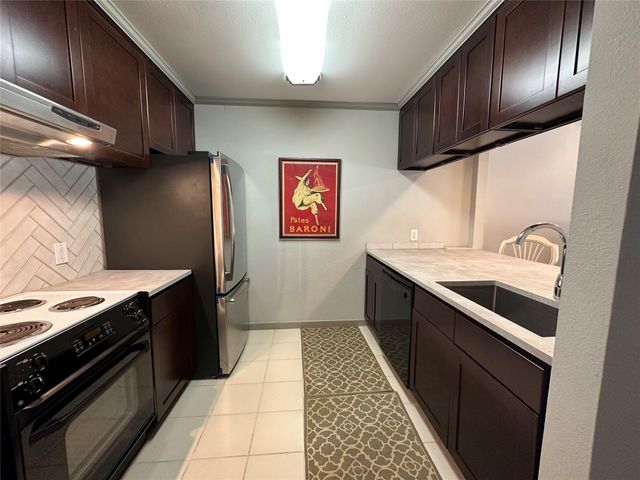 3300 Yorktown Street 22, Houston, TX 77056