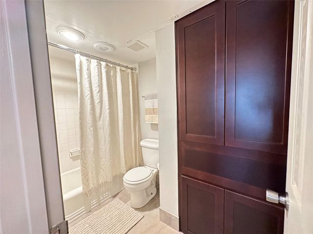 3300 Yorktown Street 22, Houston, TX 77056