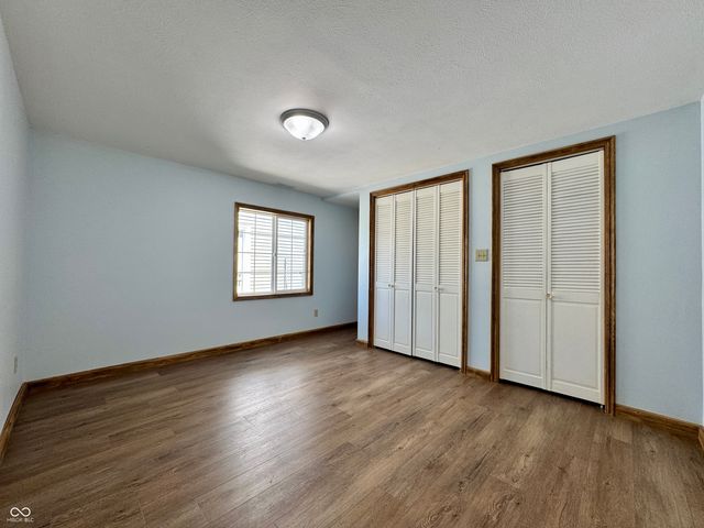 11943 Hopkins Lane, Loogootee, IN 47553
