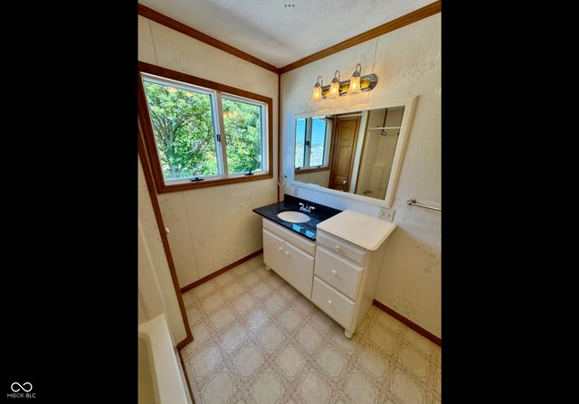 11943 Hopkins Lane, Loogootee, IN 47553