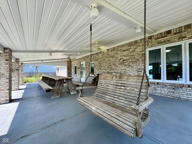 11943 Hopkins Lane, Loogootee, IN 47553
