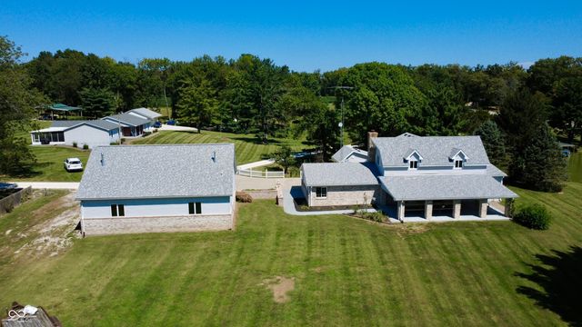 11943 Hopkins Lane, Loogootee, IN 47553