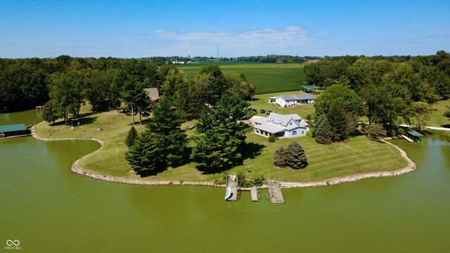 11943 Hopkins Lane, Loogootee, IN 47553