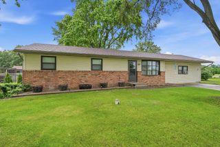 9978 N 388 W, Lake Village, IN 46349