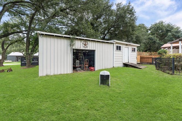 22634 Park Road, Tomball, TX 77377