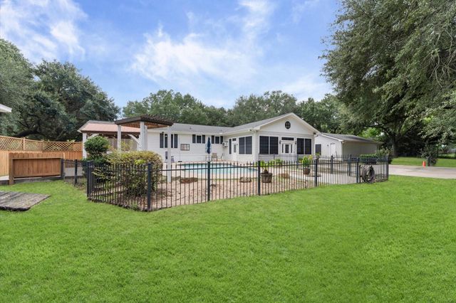 22634 Park Road, Tomball, TX 77377