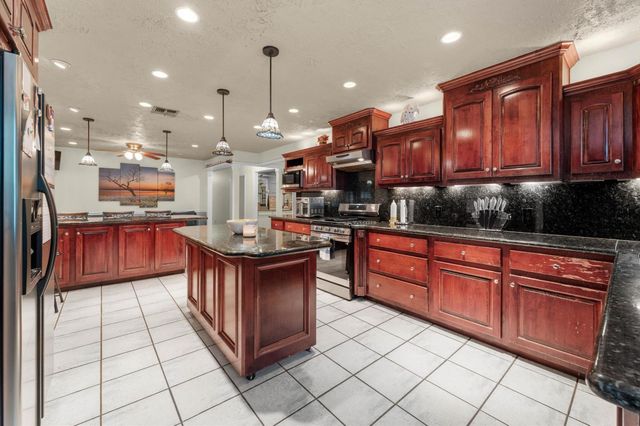 22634 Park Road, Tomball, TX 77377
