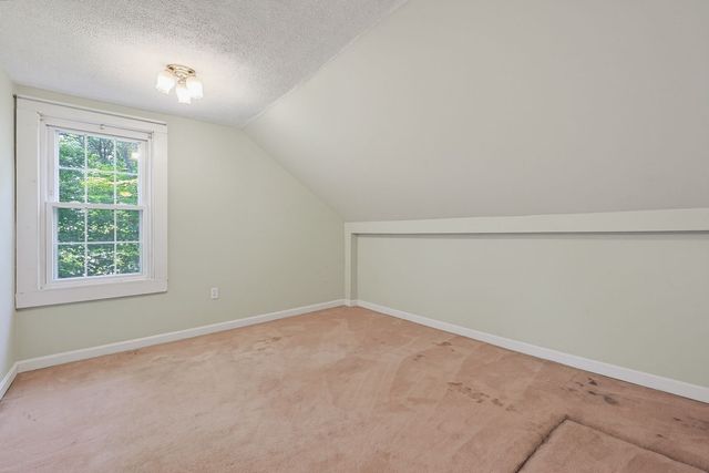 525 Clark St, Gardner, MA 01440