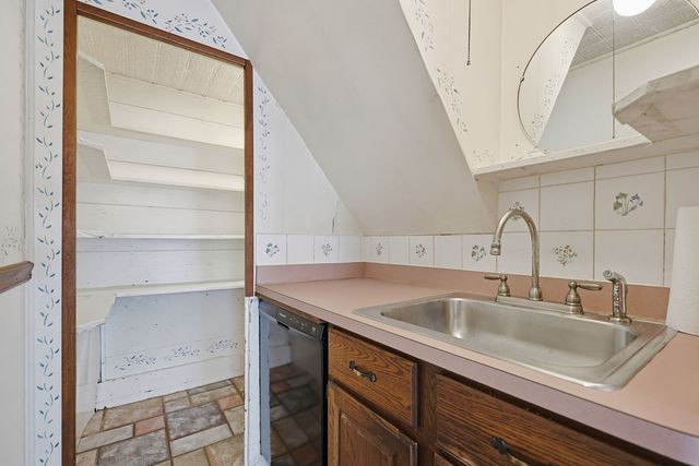525 Clark St, Gardner, MA 01440