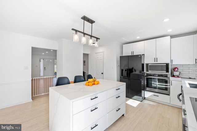 13006 THUNDERHEAD DR, Germantown, MD 20874