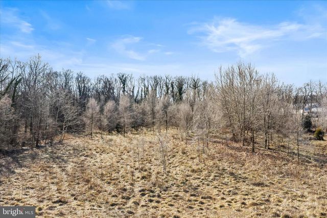 BALTIMORE & BOSTON ST, Martinsburg, WV 25401