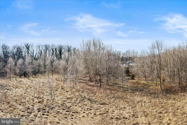 BALTIMORE & BOSTON ST, Martinsburg, WV 25401