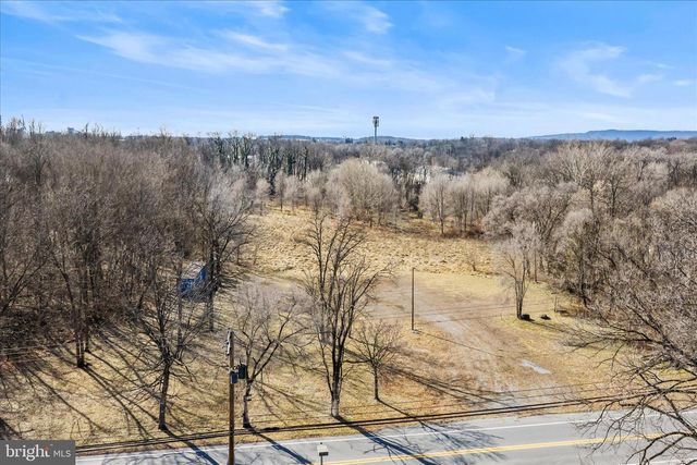 BALTIMORE & BOSTON ST, Martinsburg, WV 25401