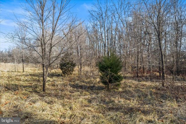 BALTIMORE & BOSTON ST, Martinsburg, WV 25401