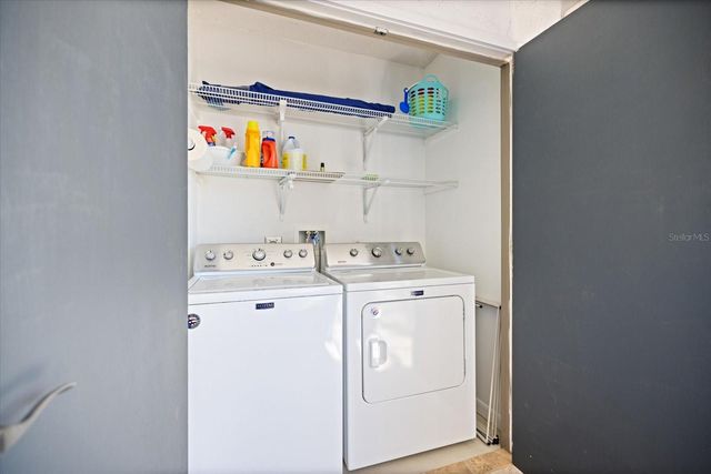 806 BIRD BAY WAY 308, Venice, FL 34285