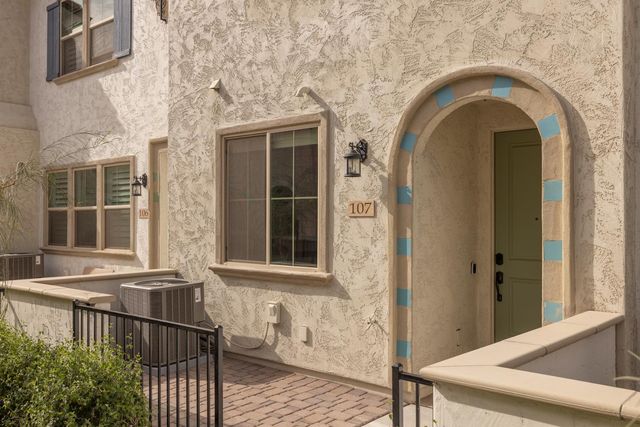 2629 S Equestrian Drive 107, Gilbert, AZ 85295
