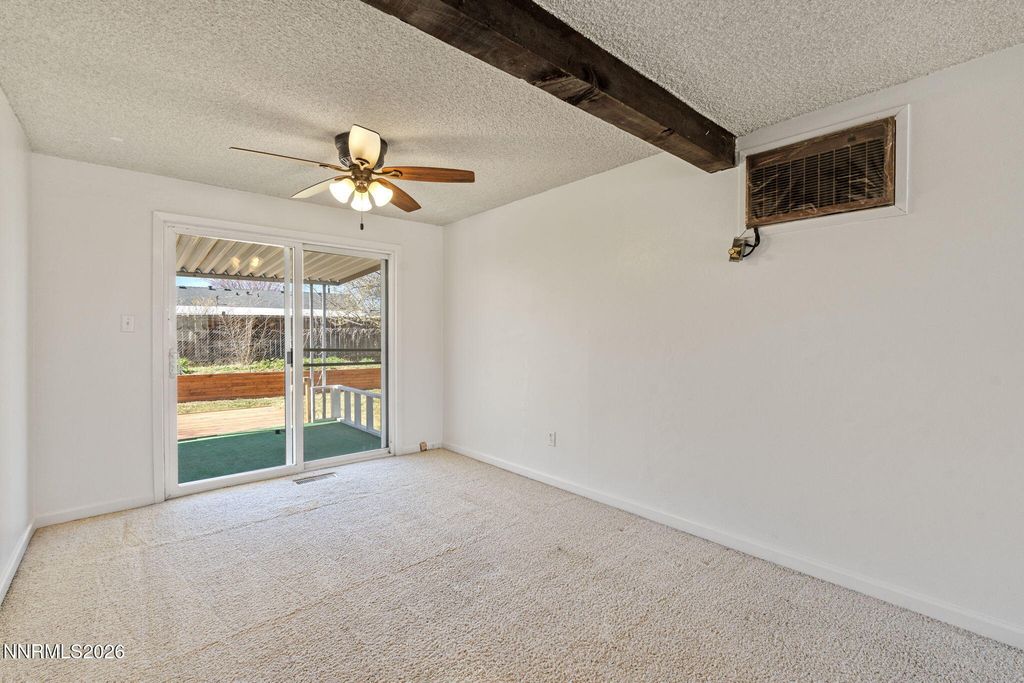 Image 11 of property listing at 2557 Janelle Drive, Sparks, NV 89431