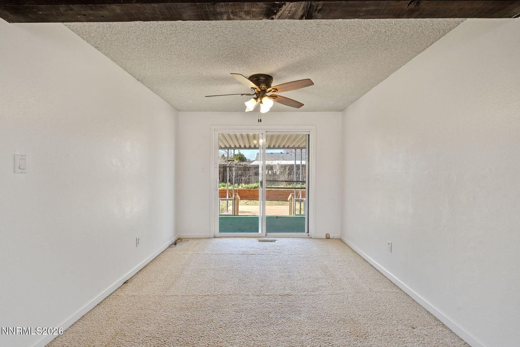 Image 12 of property listing at 2557 Janelle Drive, Sparks, NV 89431