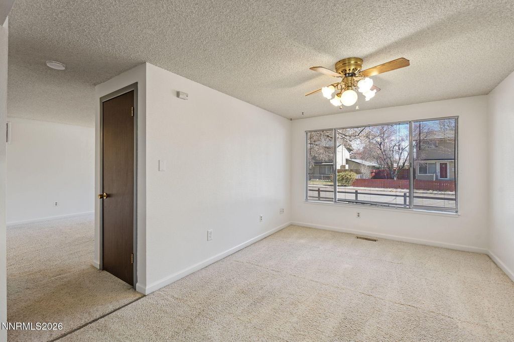 Image 18 of property listing at 2557 Janelle Drive, Sparks, NV 89431