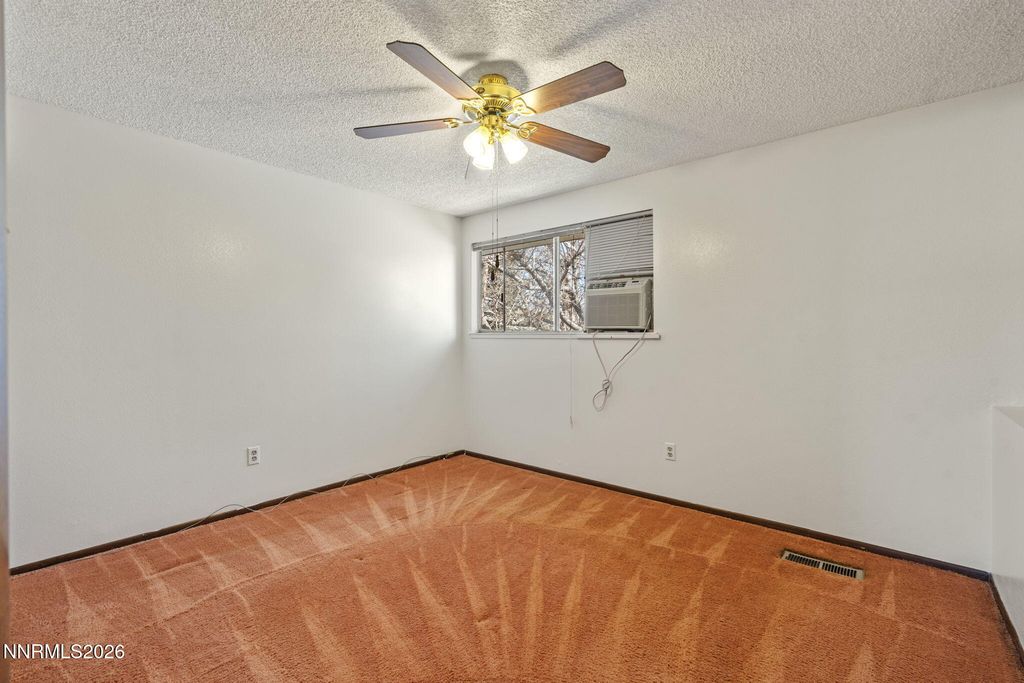 Image 23 of property listing at 2557 Janelle Drive, Sparks, NV 89431