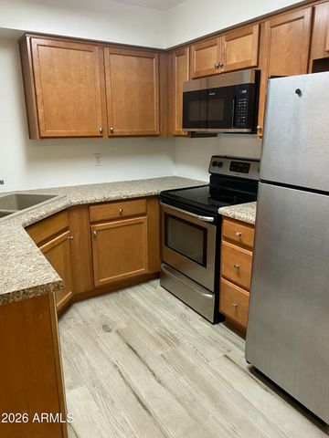 533 W GUADALUPE Road 1087, Mesa, AZ 85210