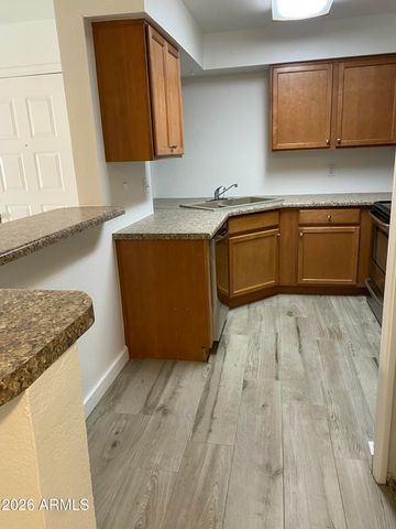 533 W GUADALUPE Road 1087, Mesa, AZ 85210