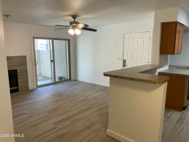 533 W GUADALUPE Road 1087, Mesa, AZ 85210