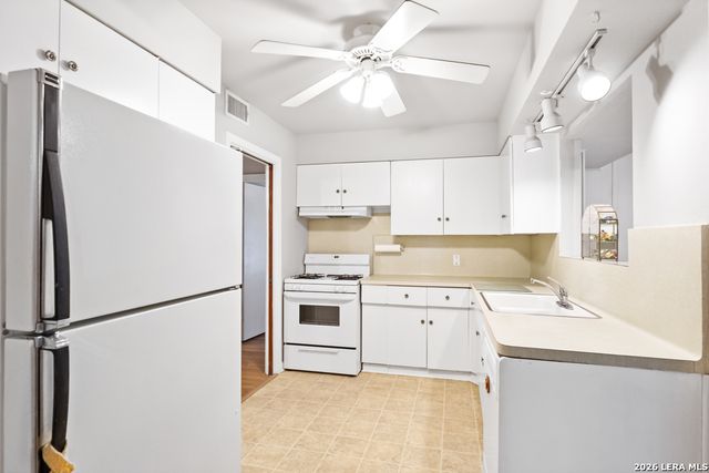 558 Cicero, San Antonio, TX 78218