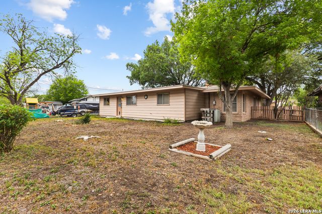 558 Cicero, San Antonio, TX 78218