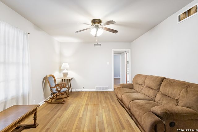 558 Cicero, San Antonio, TX 78218