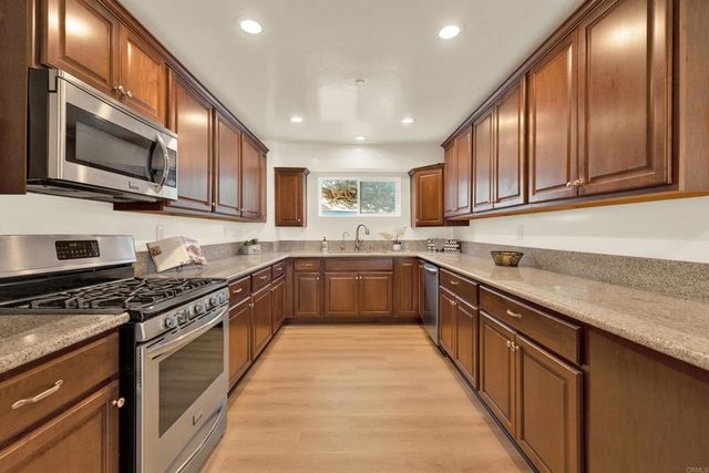 11941 Rocoso Road, Lakeside, CA 92040