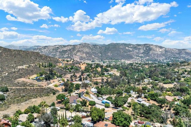 11941 Rocoso Road, Lakeside, CA 92040