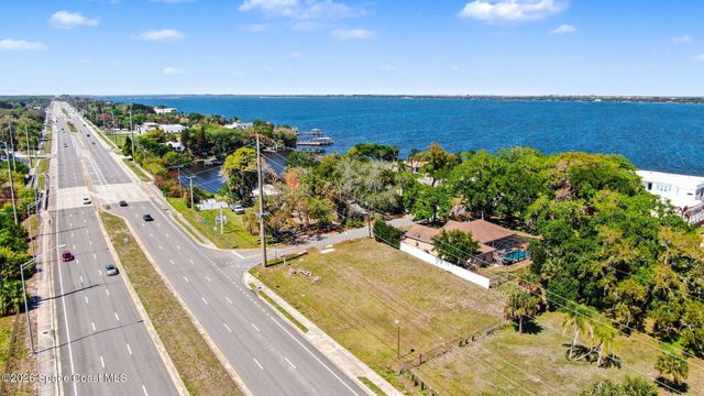 1435 Rose Court, Melbourne, FL 32935