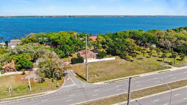 1435 Rose Court, Melbourne, FL 32935