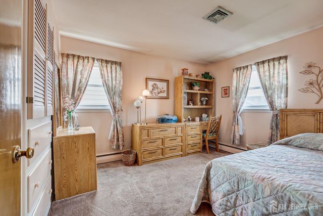 51 Federal Street, Menlo Park Terrace, NJ 08840