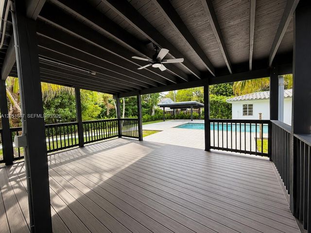 859 NE 115th St, Biscayne Park, FL 33161