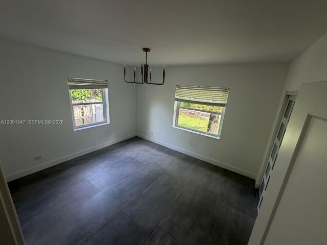 859 NE 115th St, Biscayne Park, FL 33161